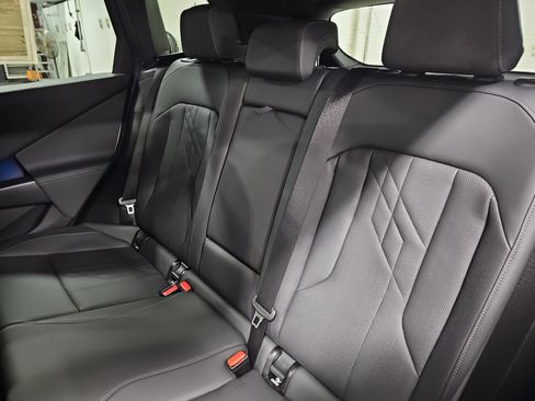 Certified 2025 BMW X3 xDrive30i w/ M Sport Package image 16