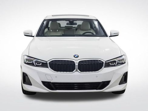Used 2023 BMW 330i xDrive Sedan w/ Premium Package AWD/4WD image 7