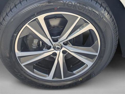 Used 2024 Lexus RX 350 Premium w/ Accessory Package (Z1) FWD image 24