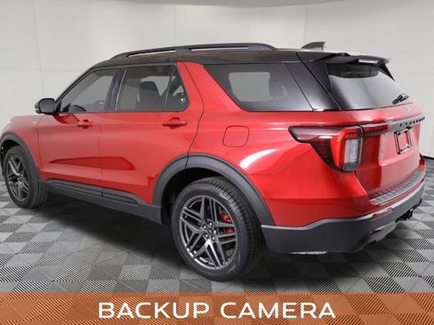 Used 2025 Ford Explorer ST-Line w/ Premium Package AWD/4WD image 10