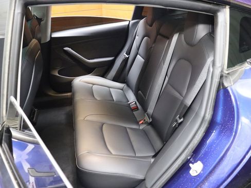 Used 2023 Tesla Model 3 Standard Range image 42