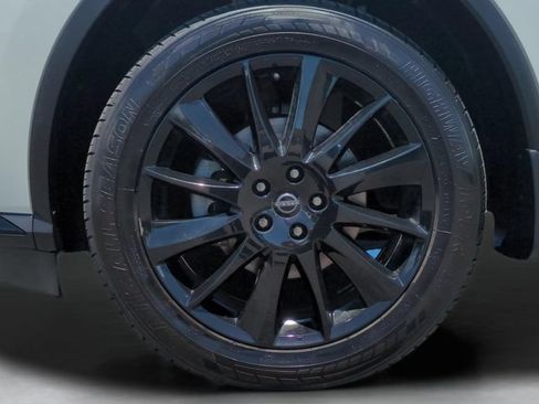 Used 2023 Nissan Murano SV w/ SV Midnight Edition Package FWD image 10