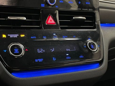 Certified 2021 Hyundai Ioniq Limited image 20