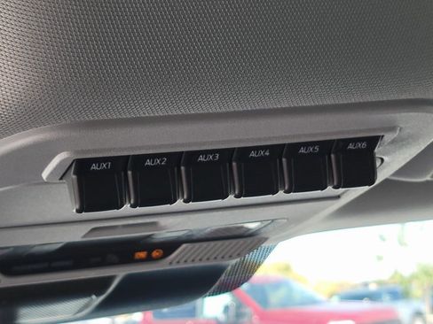 New 2026 Ford F550 4x4 Supercab Super Duty image 10