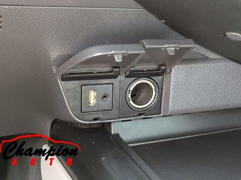 Used 2018 Toyota Camry XSE FWD image 24