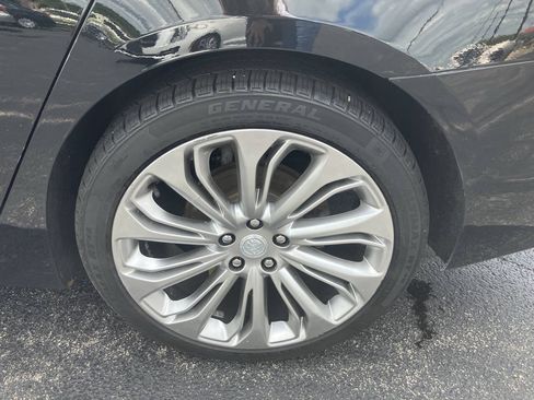 Used 2017 Buick LaCrosse Premium w/ Driver Confidence Package #2 AWD/4WD image 28