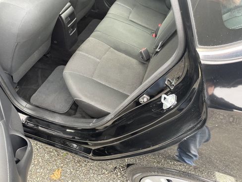 Used 2018 Nissan Sentra S image 5