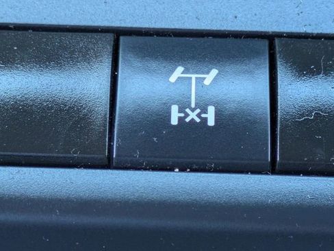 Used 2024 Toyota Tacoma TRD Off-Road AWD/4WD image 26