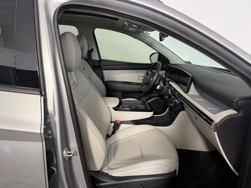 Used 2025 Hyundai Tucson Limited image 33
