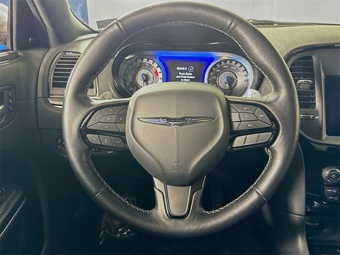 Used 2022 Chrysler 300 S w/ Comfort Group image 11