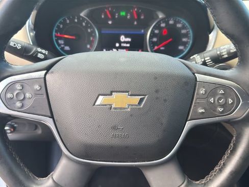 Used 2023 Chevrolet Traverse LT FWD image 27