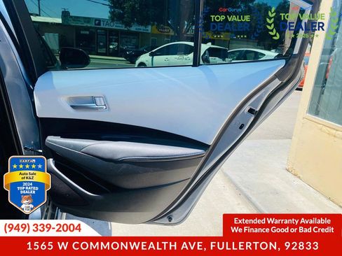 Used 2020 Toyota Corolla SE image 29