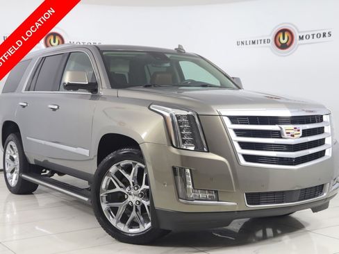 Used 2019 Cadillac Escalade Premium Luxury AWD/4WD image 1