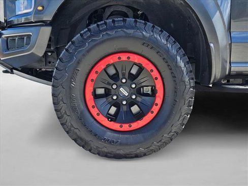 Used 2018 Ford F150 Raptor w/ Equipment Group 802A Luxury AWD/4WD image 24