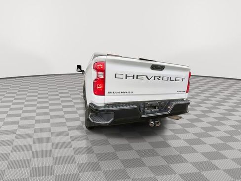 Used 2024 Chevrolet Silverado 2500 Custom w/ Custom Convenience Package image 7