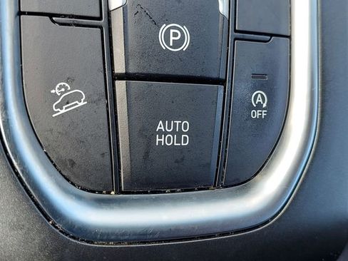 Used 2020 Hyundai Santa Fe SEL w/ Convenience Package image 27