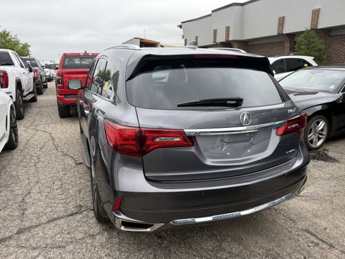 Used 2018 Acura MDX SH-AWD w/ Advance Package image 3