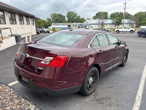 Used 2018 Ford Taurus Police Interceptor AWD image 3
