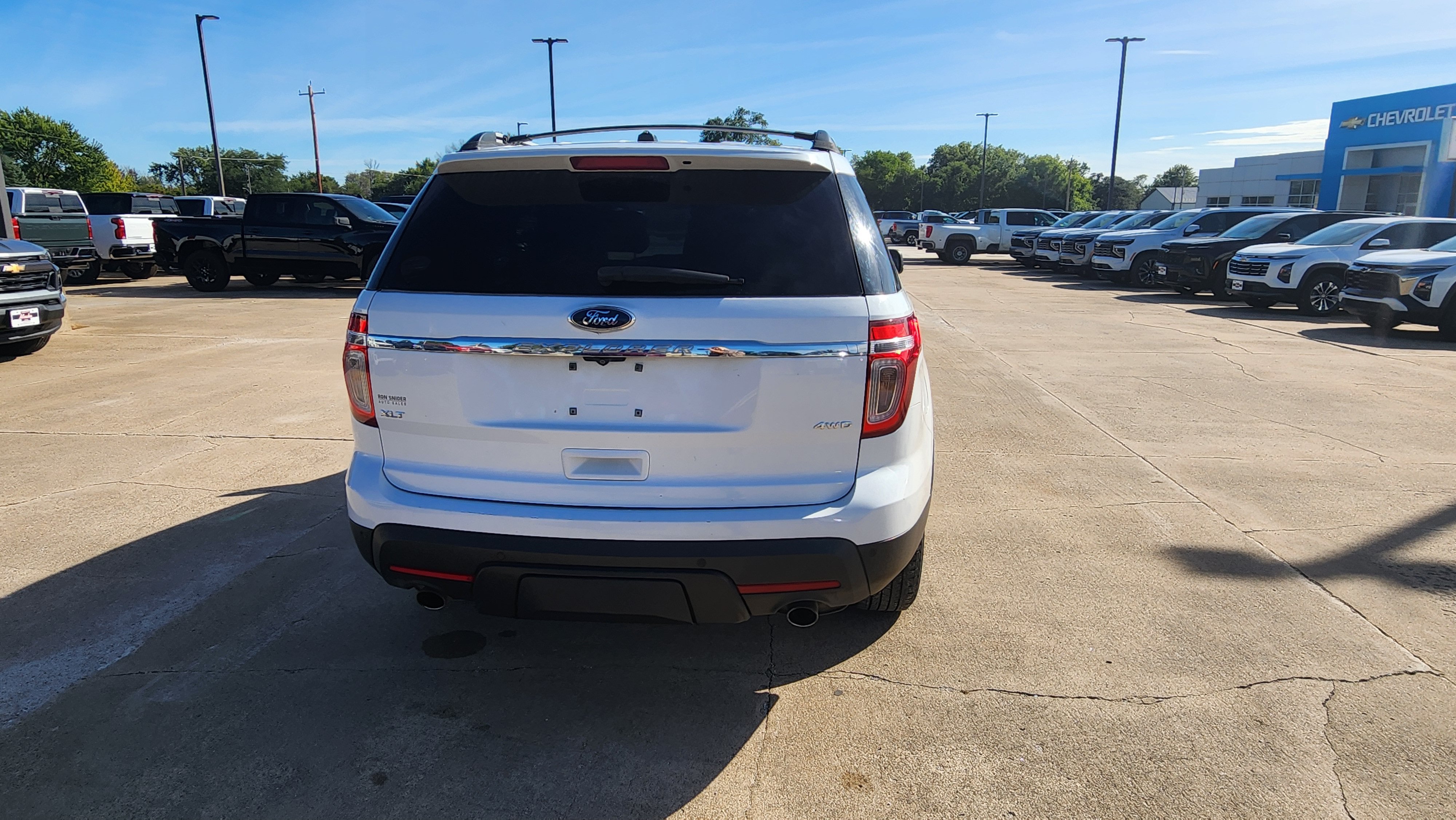 Used 2013 Ford Explorer XLT AWD/4WD image 6