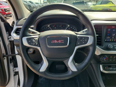 Used 2023 GMC Acadia SLT w/ Preferred Package FWD image 21