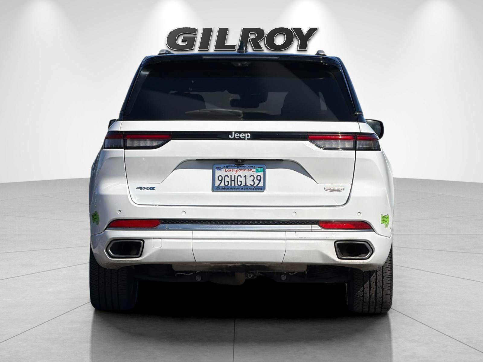 Used 2023 Jeep Grand Cherokee Summit w/ Advanced Protech Group IV AWD/4WD image 5
