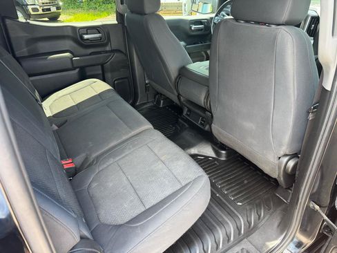 Used 2020 GMC Sierra 1500 4x4 Crew Cab w/ Convenience Package image 24