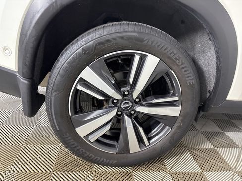Used 2023 Nissan Rogue SL w/ SL Premium Package AWD/4WD image 32