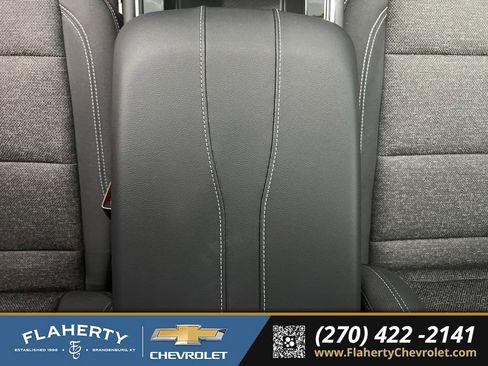 New 2026 Chevrolet Traverse LT AWD/4WD image 32