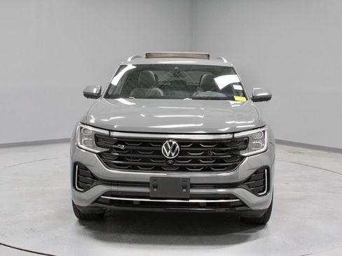 Used 2024 Volkswagen Atlas Cross Sport SEL Premium R-Line AWD/4WD image 8