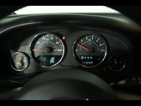 Used 2015 Jeep Wrangler Unlimited Sport w/ Quick Order Package 24S AWD/4WD image 17
