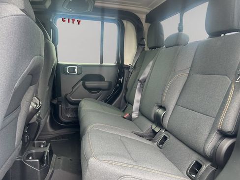 New 2026 Jeep Gladiator Sport AWD/4WD image 34