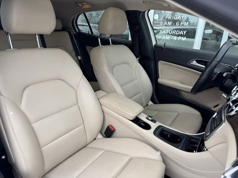 Used 2018 Mercedes-Benz GLA 250 GLA 250 image 11