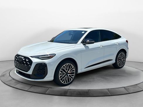 Certified 2026 Audi SQ5 Premium Plus AWD/4WD image 3