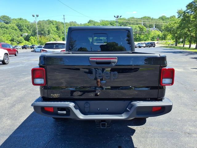 Used 2022 Jeep Gladiator Sport AWD/4WD image 3