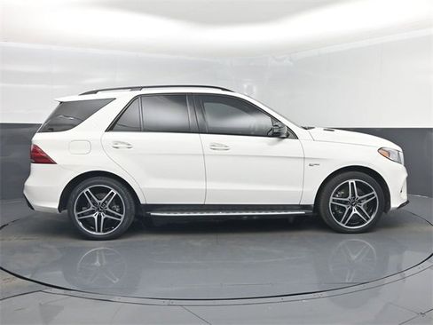 Used 2019 Mercedes-Benz GLE 43 AMG 4MATIC image 42
