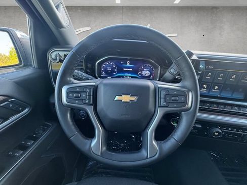 Used 2024 Chevrolet Silverado 1500 LT RWD image 21