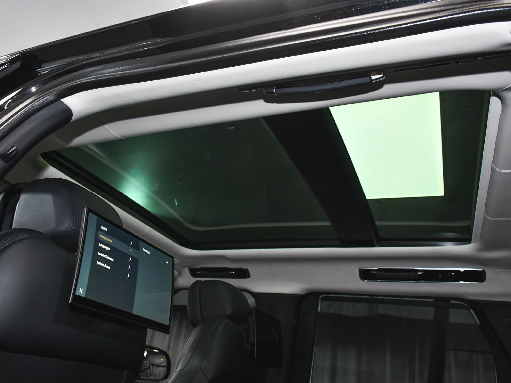 Used 2023 Land Rover Range Rover Autobiography AWD/4WD image 54