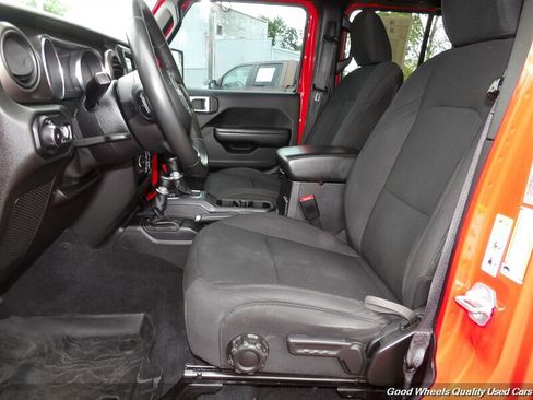 Used 2019 Jeep Wrangler Unlimited Sport S AWD/4WD image 13