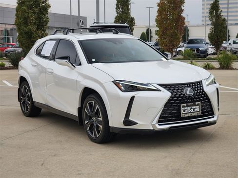 Used 2023 Lexus UX 250h FWD w/ Premium Package image 3