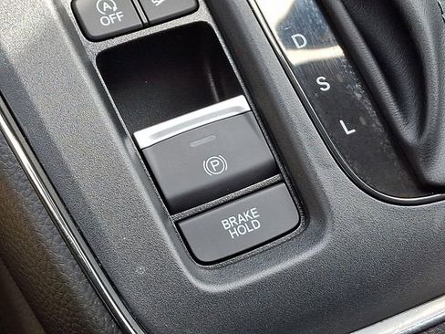 Certified 2025 Honda CR-V LX image 24