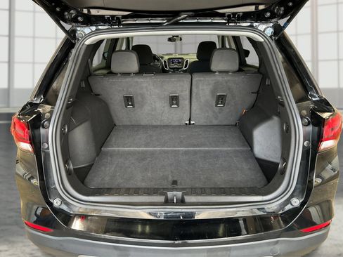 Used 2023 Chevrolet Equinox LT FWD image 11