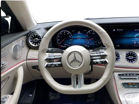 Used 2021 Mercedes-Benz E 450 Coupe image 31
