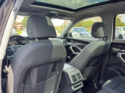 Used 2025 Audi Q5 Premium w/ Premium Plus AWD/4WD image 29