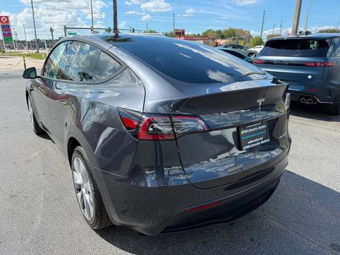 Used 2024 Tesla Model Y Long Range image 7