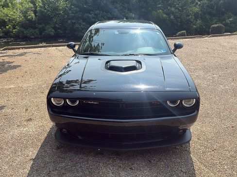 Used 2016 Dodge Challenger R/T Scat Pack RWD image 14