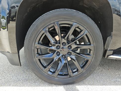 Used 2019 GMC Yukon SLT w/ Open Road Package AWD/4WD image 31