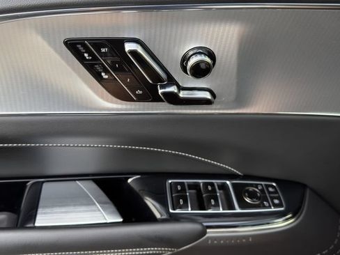 Certified 2024 Cadillac Lyriq Tech RWD image 24