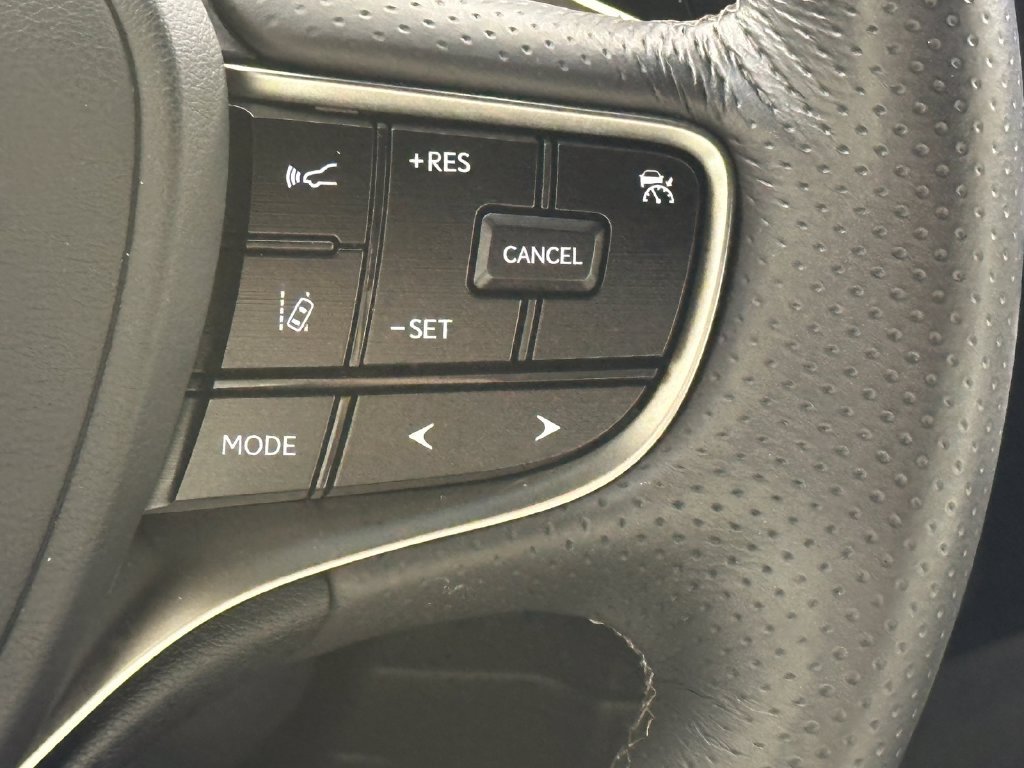 Used 2024 Lexus ES 350 F Sport w/ Technology Package FWD image 32