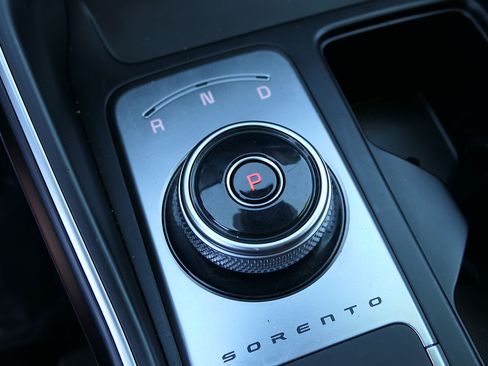 Used 2023 Kia Sorento EX w/ Panoramic Sunroof Package FWD image 20
