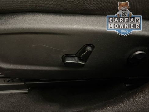 Used 2019 Dodge Charger SXT AWD/4WD image 24